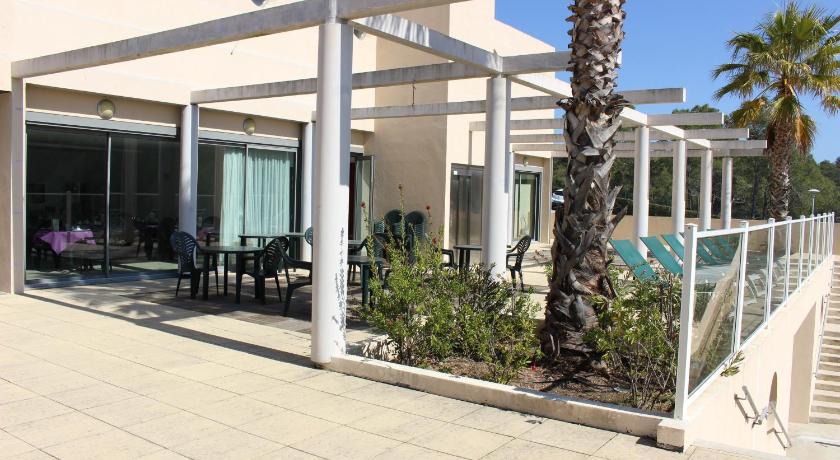 Image of Two-Bedroom Apartment - Pool Side 10