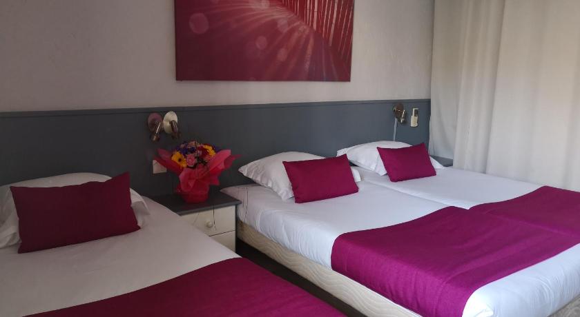 Image of Triple Room 0