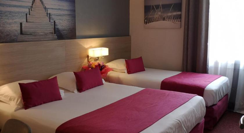 Image of Triple Room (1 Double Bed + 1 Single Bed) 3