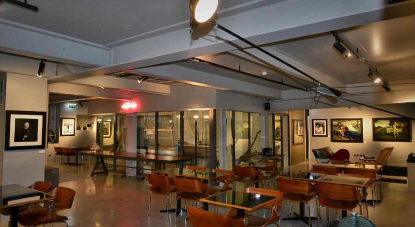 리스본 로 컬쳐 아트 & 로프트 바이후 알투 (Raw Culture Art & Lofts Bairro Alto) 5성급 호텔 스위트룸