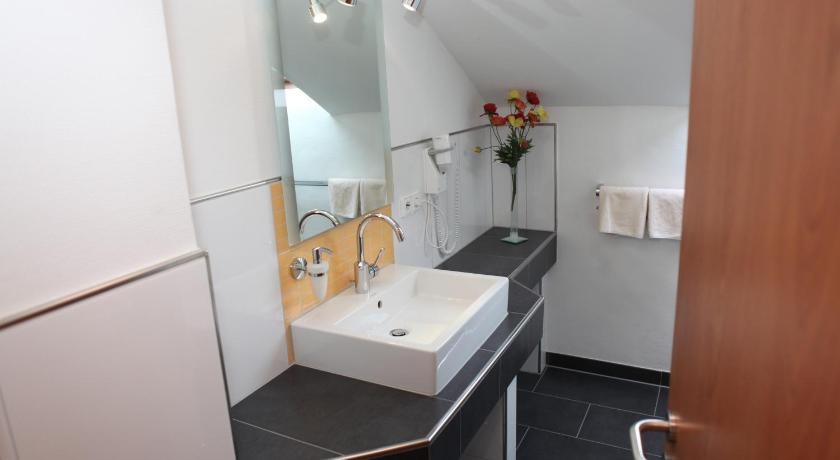Hotel Sonne Garni photo