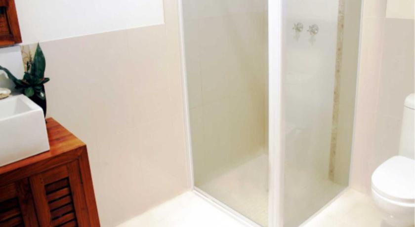 Image of Two-Bedroom Apartment with Ocean View 2 3