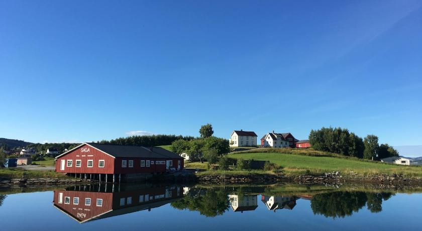 SAGA, badehotell med sauna og badebrygge - Inderøy — Hotel in Levanger