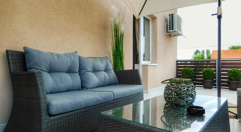 ノヴスカ Apartman Dabrovic 4つ星 ゲストハウス 施設