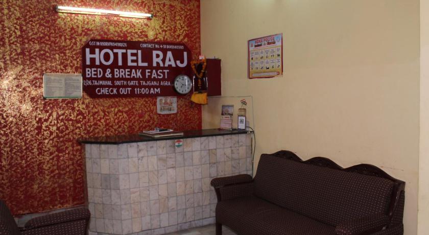 Hotel Raj Bed & Breakfast