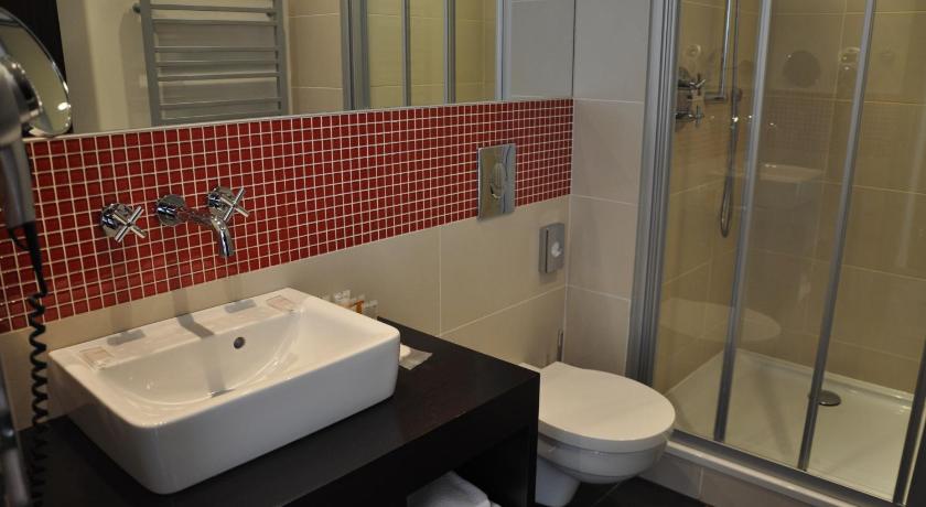 Image of Double Room 15