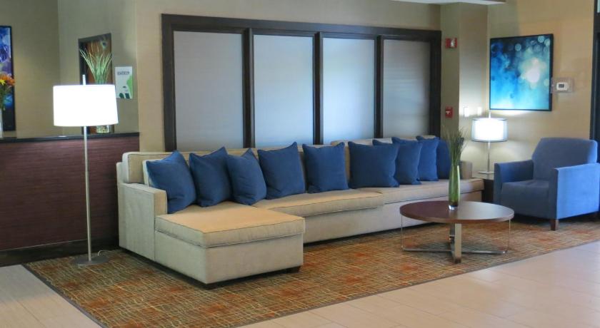 Country Inn & Suites by Radisson, Wolfchase-Memphis, TN