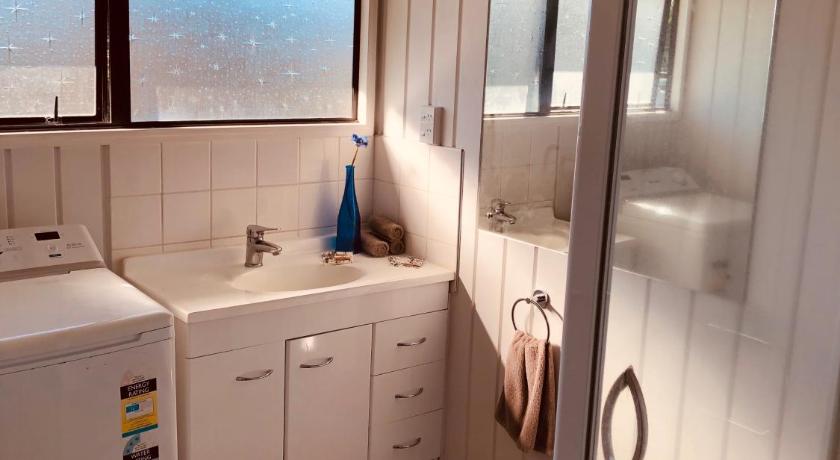 Image of Three-Bedroom Cottage 2