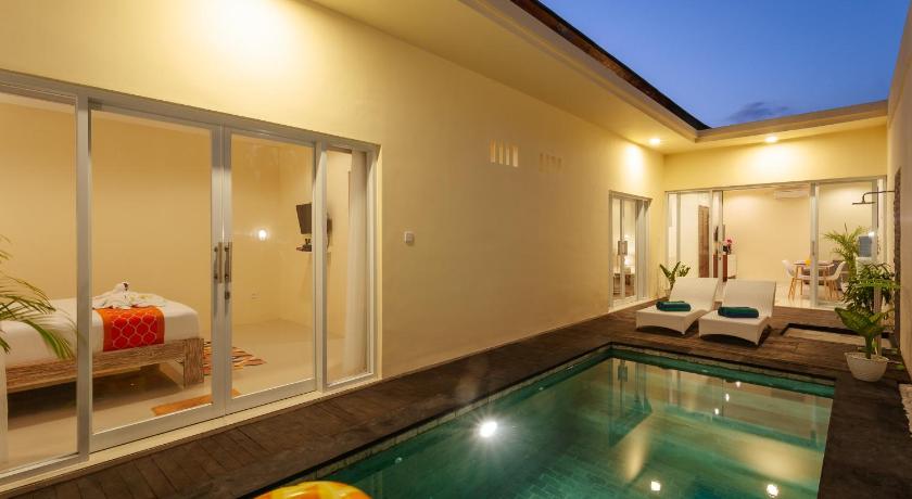 Tampilan Villa Julie & Villa Sydney, Seminyak - 2 Bedroom Modern Pool Villas!