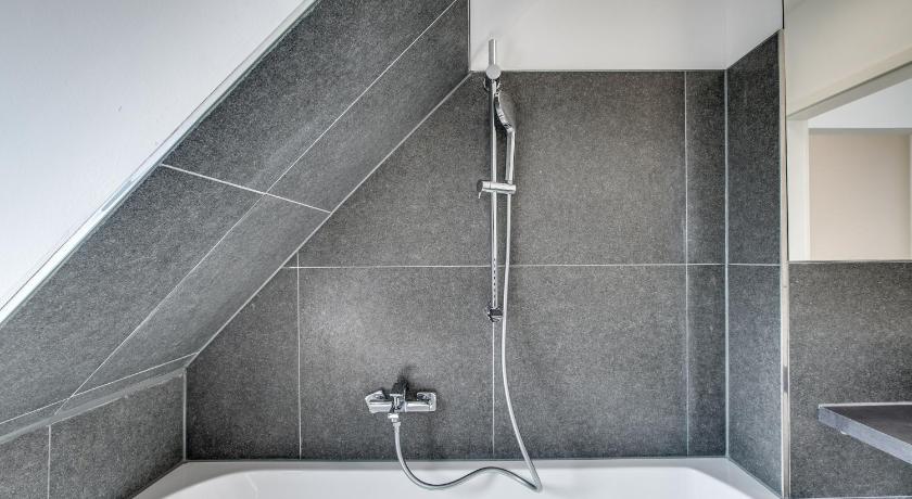 Krefeld Stay Here ND Apartments 3-Star Guesthouse pool