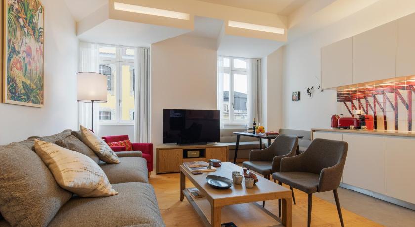 Trendy & Classic 2bedroom apartment - 2