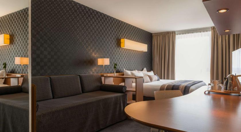 1 King Bed, Nonsmoking, Executive Room, Sofabed, Bathtub fotója 0