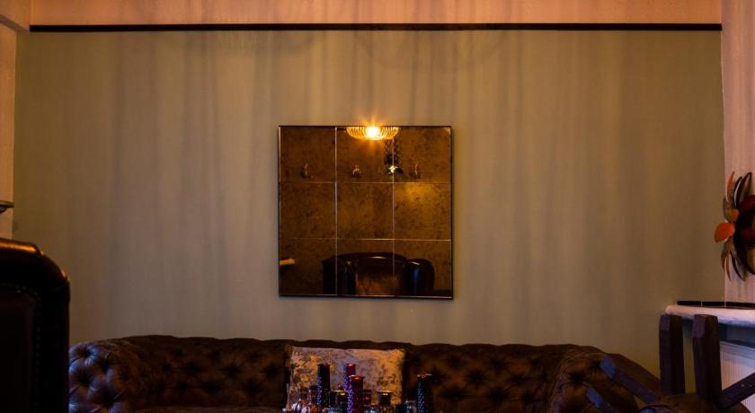 Elan Hotel photo