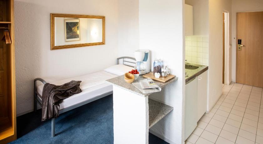 Elan Hotel photo