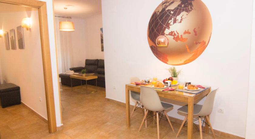 Living Valencia Apartments - Merced — Hotel in València