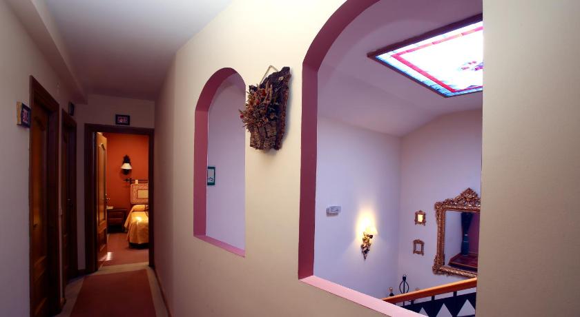 Hotel Arco San Vicente