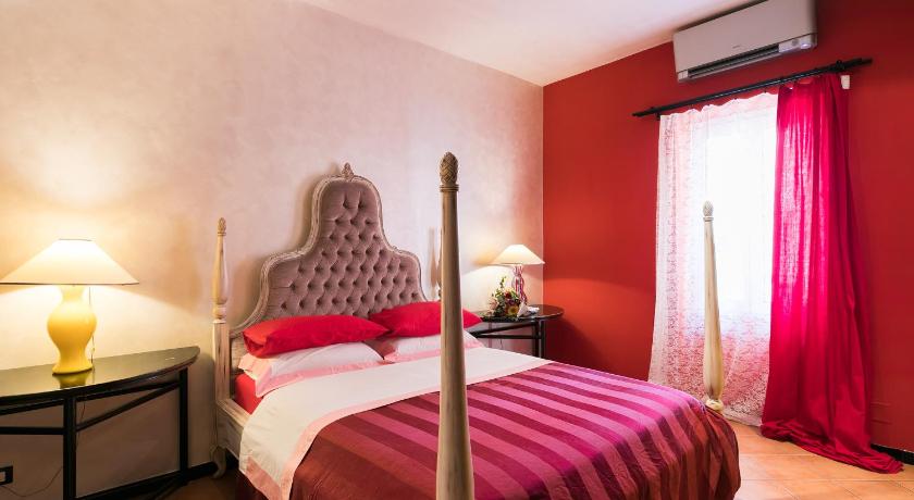 Фото: Апартаменты Делюкс с 1 спальней и балконом (Deluxe One-Bedroom Apartment with Balcony) 0