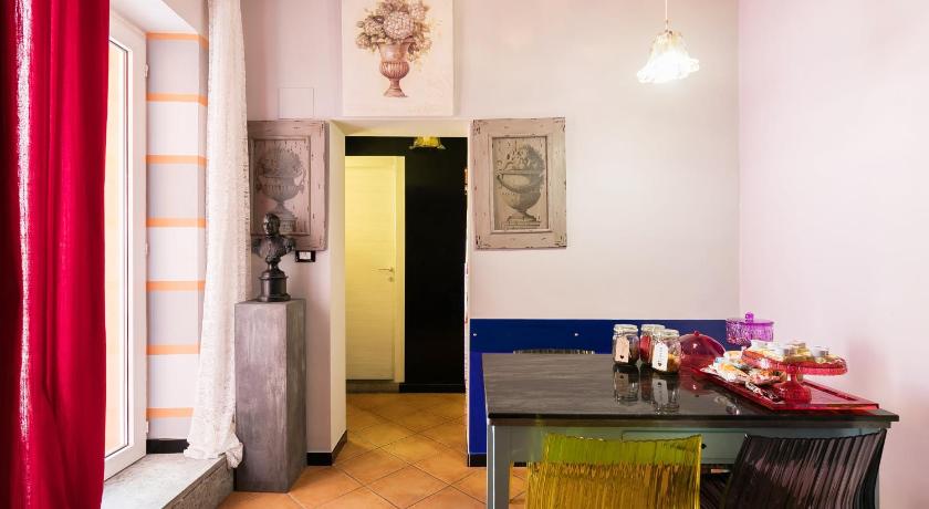 Фото: Апартаменты Делюкс с 1 спальней и балконом (Deluxe One-Bedroom Apartment with Balcony) 14