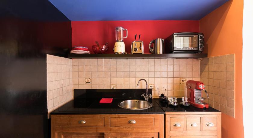 Фото: Апартаменты Делюкс с 1 спальней и балконом (Deluxe One-Bedroom Apartment with Balcony) 17