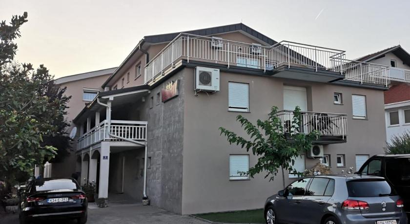 Rooms Kenedy — Hotel in Medjugorje