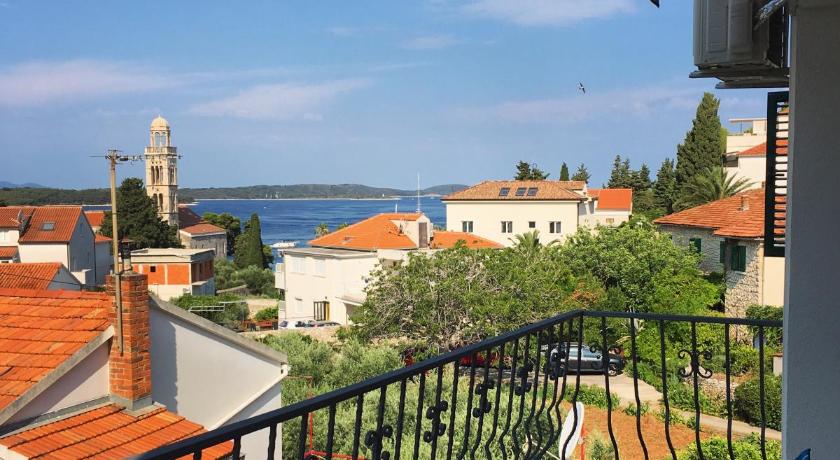 Lina Vrankovic Apartments photo