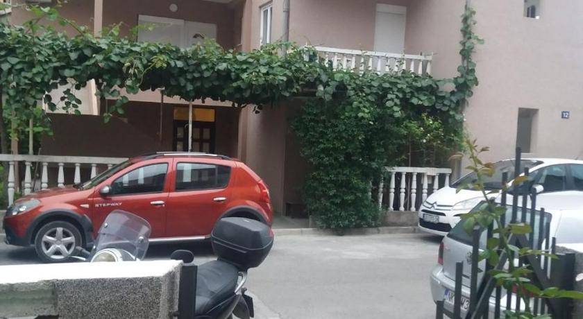 Apartments Kordic — Hotel in Budva