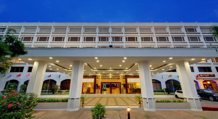 SRM Hotel - Tiruchirappalli