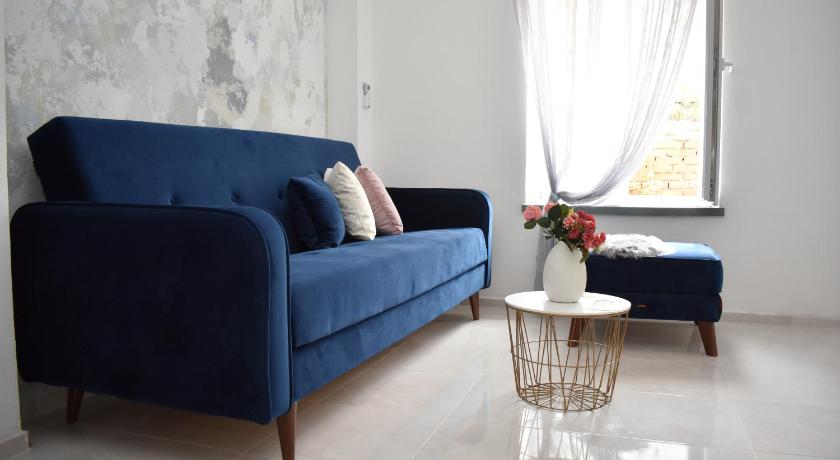 Art Apartments — Hotel in Kotor