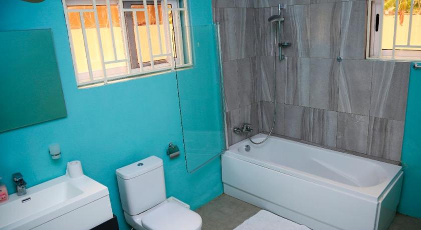 DanRitzcer Suites photo