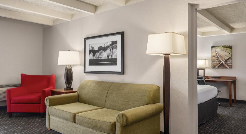 Country Inn & Suites by Radisson, Woodbury, MN