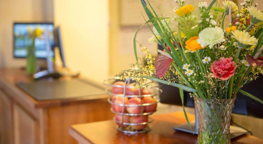 Best Western Gables Hotel photo