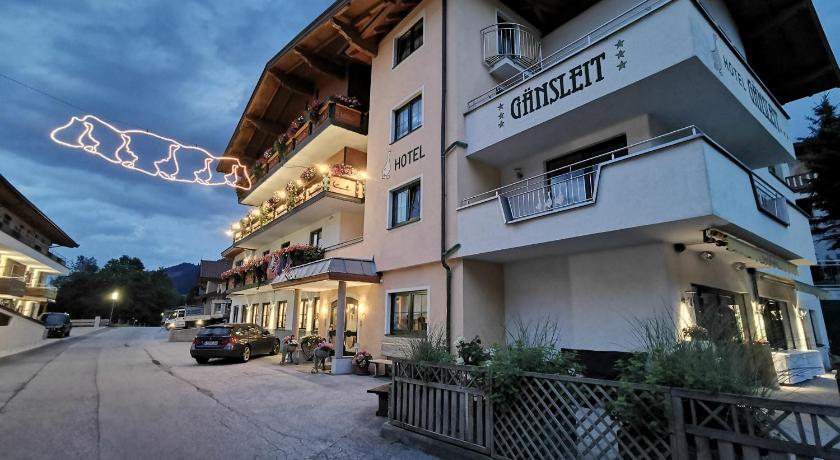 Hotel Gansleit — Hotel in Soll