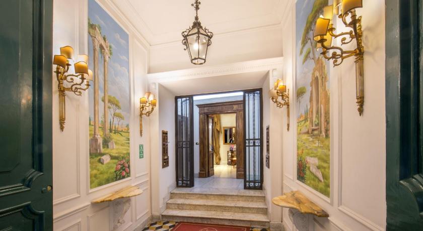 Hotel Opera Roma