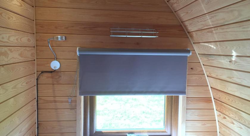 Skeabost View Pods Skye photo