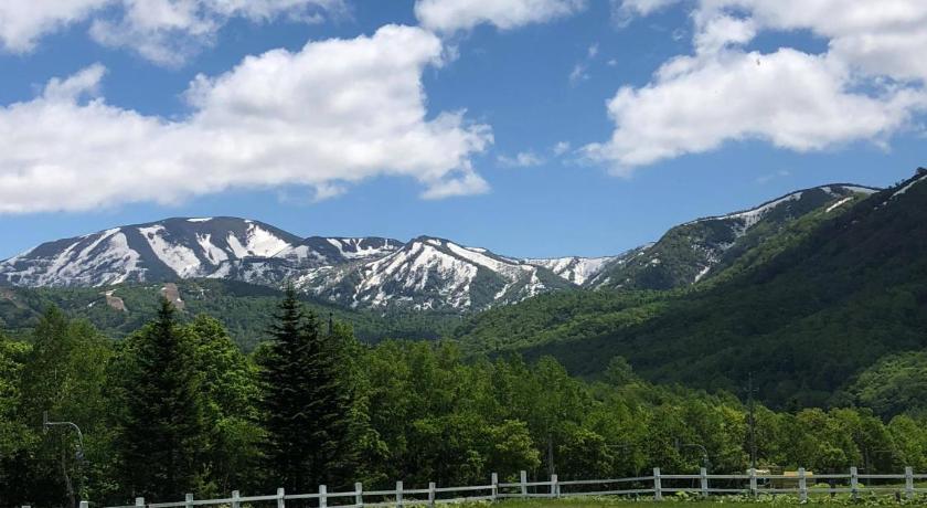 Otaru The Yurts at Margo's Garden, Kiroro 1-Star Accommodation view
