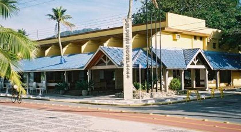 Flats Enseada Delphin — Hotel in Guaruja