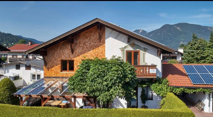 Ferienwohnung zum Servus photo