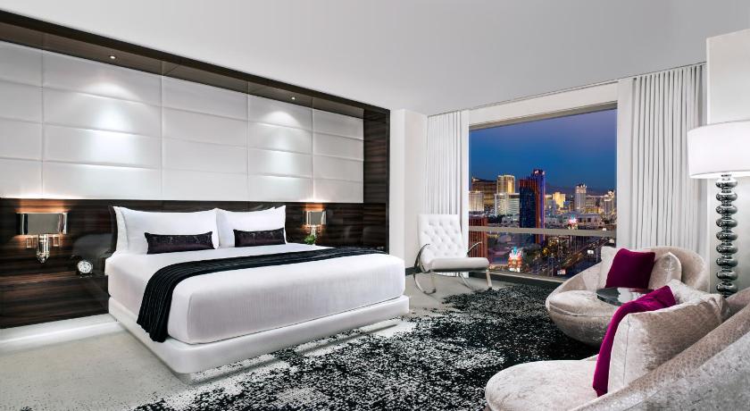 Image of Ivory Suite 0