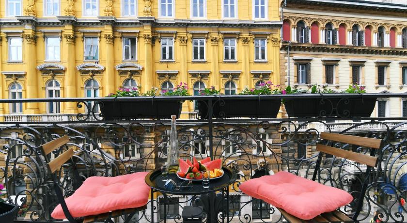 Vitopolis 1&amp;2 — Hotel in Rijeka