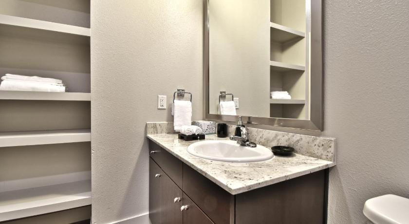 GA Living Suites - Knox District Uptown Dallas photo