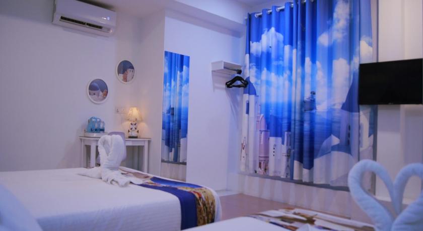 Santorini Hotel Melaka photo