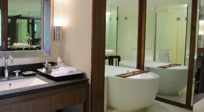 Image of Family Suite with Living Room and Balcony 2