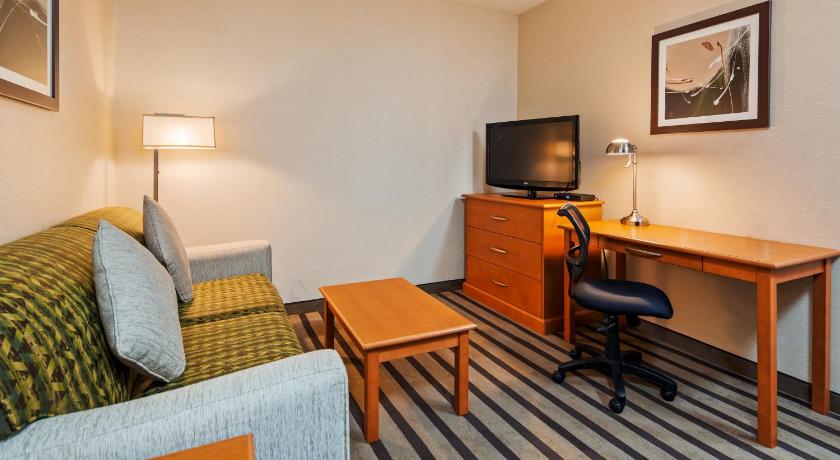 Best Western King George Inn and Suites