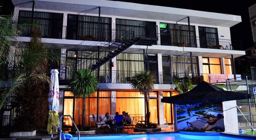 Hotel Amigo II — Hotel in Kobuleti