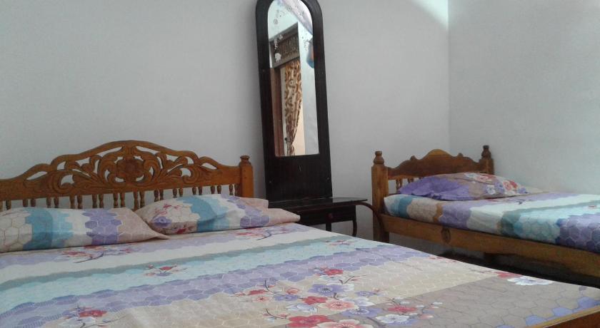 Image of Family Room with Bathroom 1