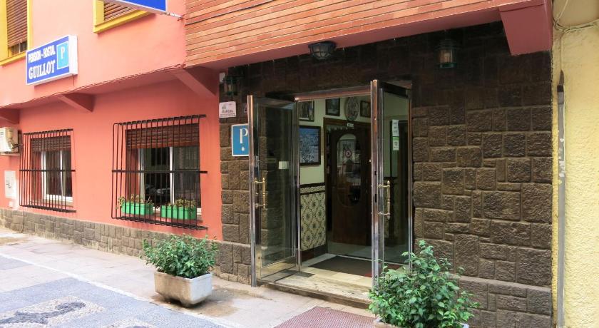 Hostal Guillot photo