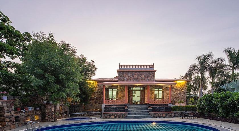 Wild Orchid by StayVista a hill-view villa - image 6