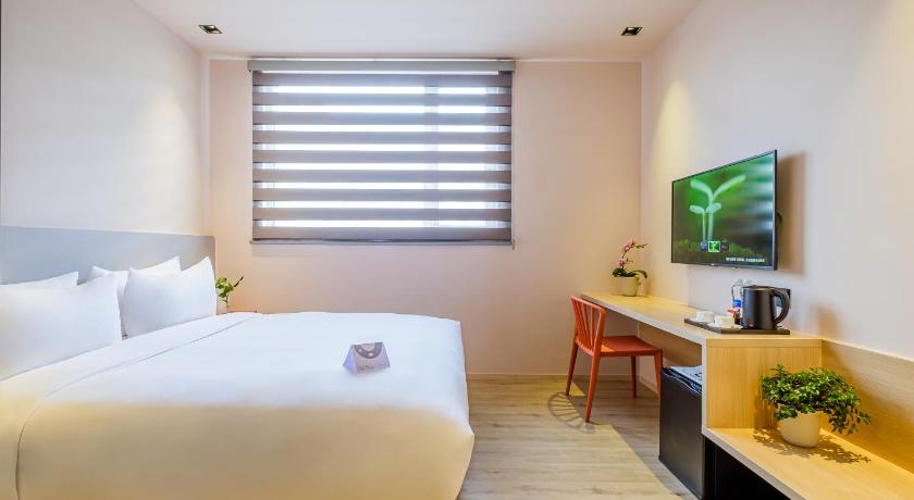 PACE HOTEL Suzhou Guanqian Branch in China - Room Deals, Photos & Reviews