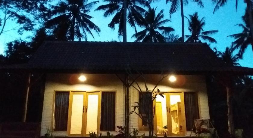 Jungle House - surf &amp; stay — Hotel in Bali