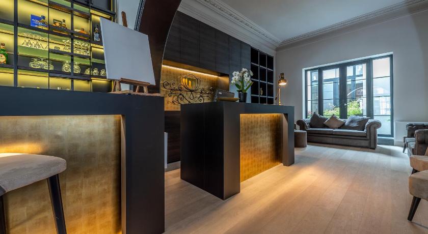 Hotel Monarc — Hotel in Ostend